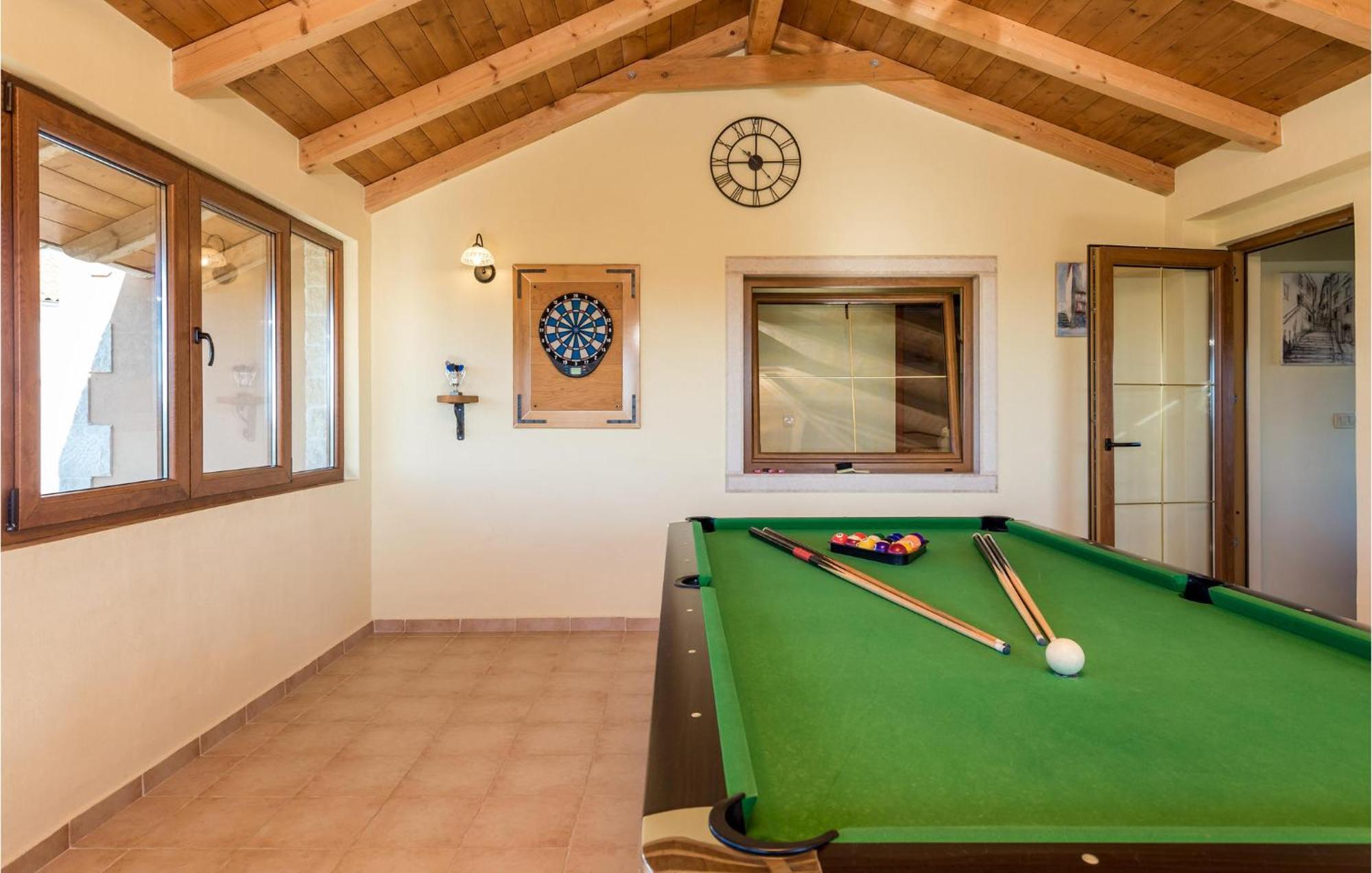 Gorgeous Home In Zgaljici With Sauna Extérieur photo